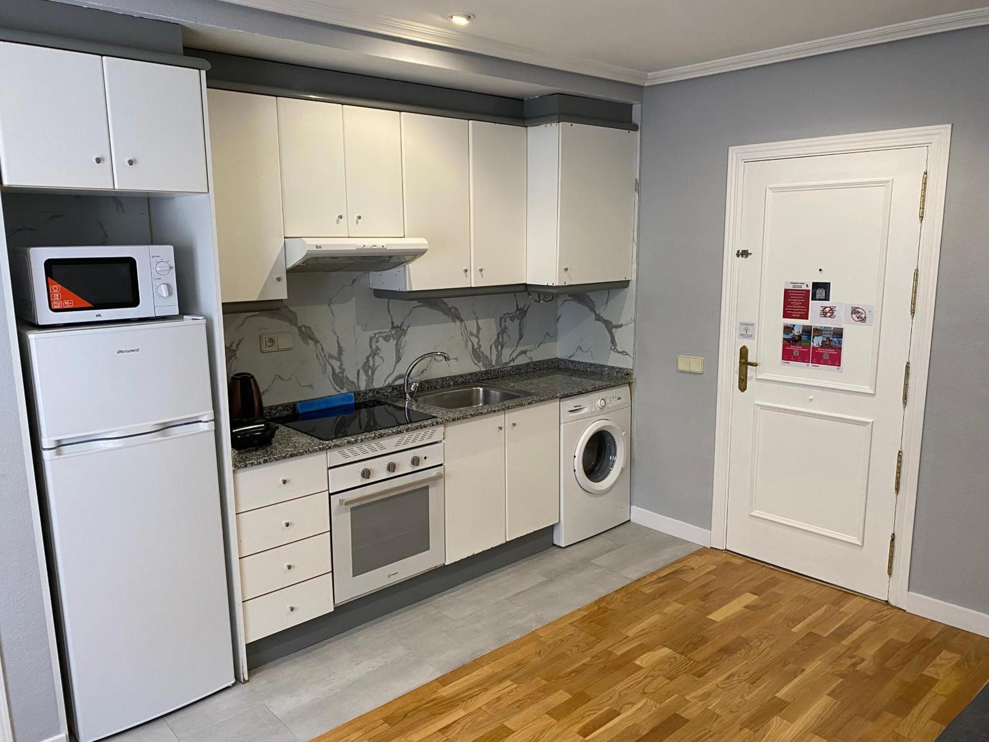 Apartments Madrid Principe 2 מראה חיצוני תמונה
